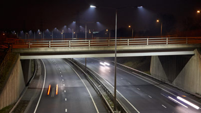 Philips LED 조명으로 환해진 탐워스 A5 고속도로